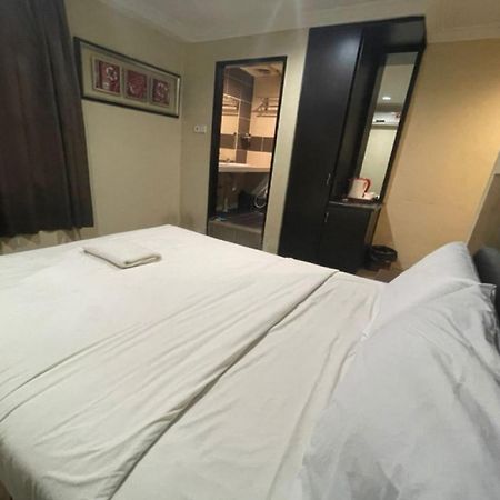 Oyo 90411 Perdana Hotel Labuan Eksteriør bilde